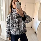 CHAQUETA REVERSIBLE MUJER  - Miniatura 4