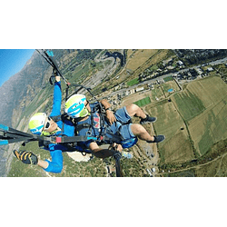 Touristic paragliding flight
