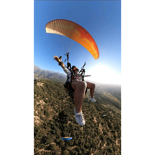 Vuelo turistico en Parapente | Los primeros aleteos - Image 3