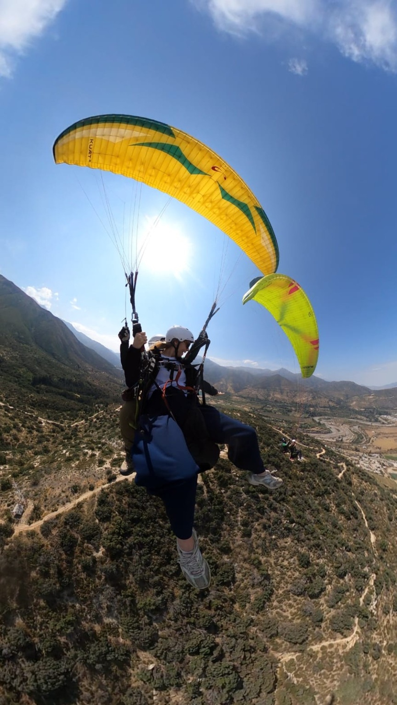 ¿Por qué en Chile no se puede volar parapente de a 3 personas?