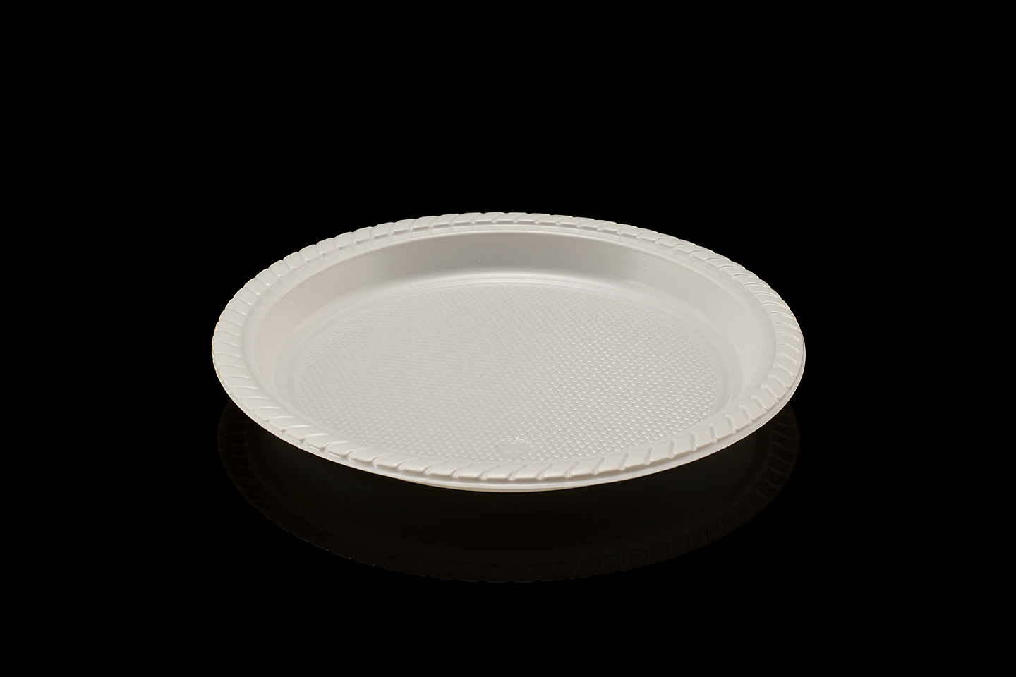 PLATO PLAST 22CM BLANCO (venta por paquete x 50 un) 1