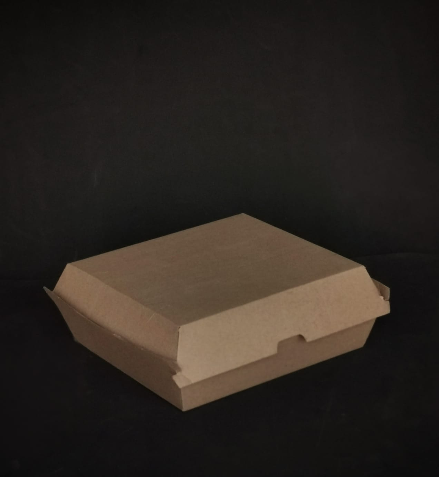 CAJA DONUTS $ 106  CADA UNA (precio x 150 UN) 1