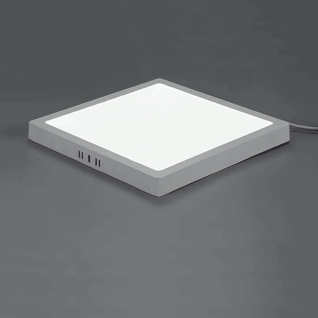 Foco Cuadrado Luz LED Color Blanco De 18W. 6.500K. Sobrepuesto