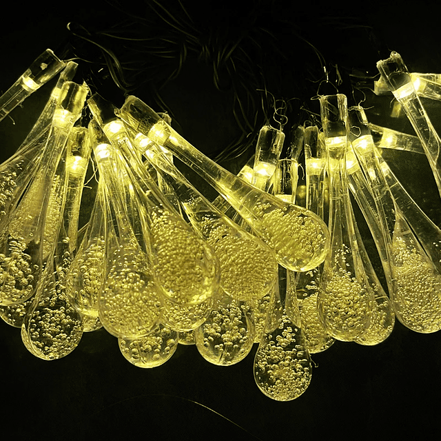 Guirnalda Solar LED Color de Luz Cálido con Luces Forma de Lágrima - 6.5 Metros de Largo / TGO