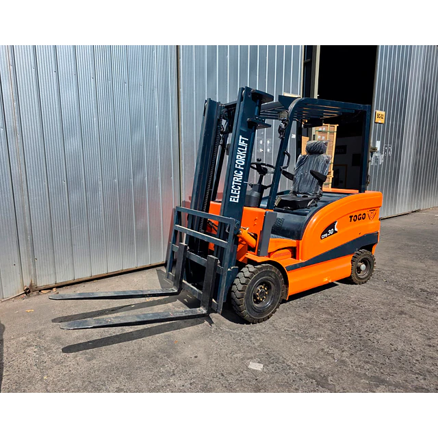 Grúa Horquilla Eléctrica 3.0 Ton Cpd30 Mástil Triple 4.5mt H1500