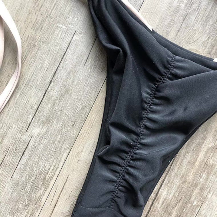 Bikini Tipo Tanga, Bikini Colaless - Lara 5