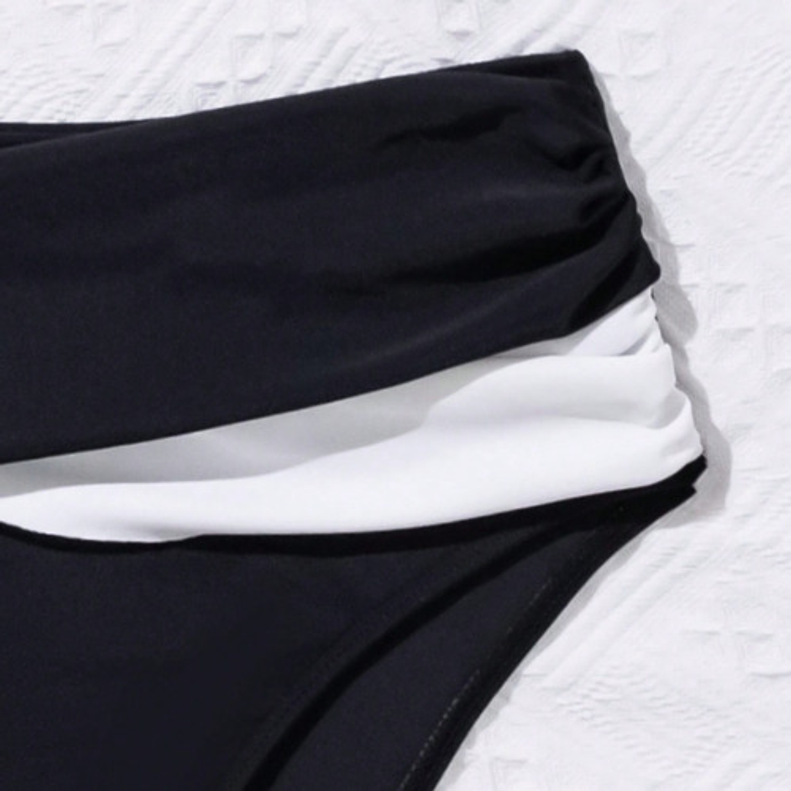 Calzon De Bikini Tiro Alto Cruzado - Orca 4