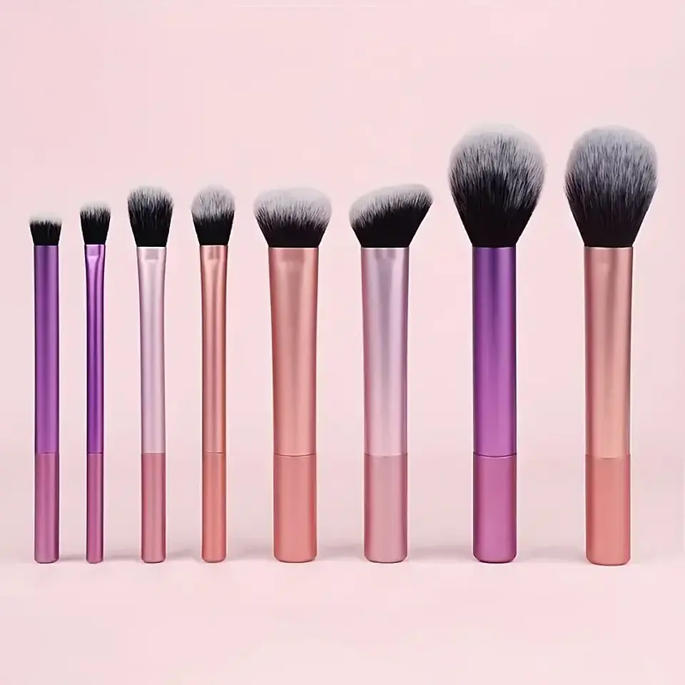 Set de 8 brochas de maquillaje | ALMENDRA 1