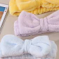 Set de diadema y muñequeras para rutina facial | ALMENDRA - Miniatura 4