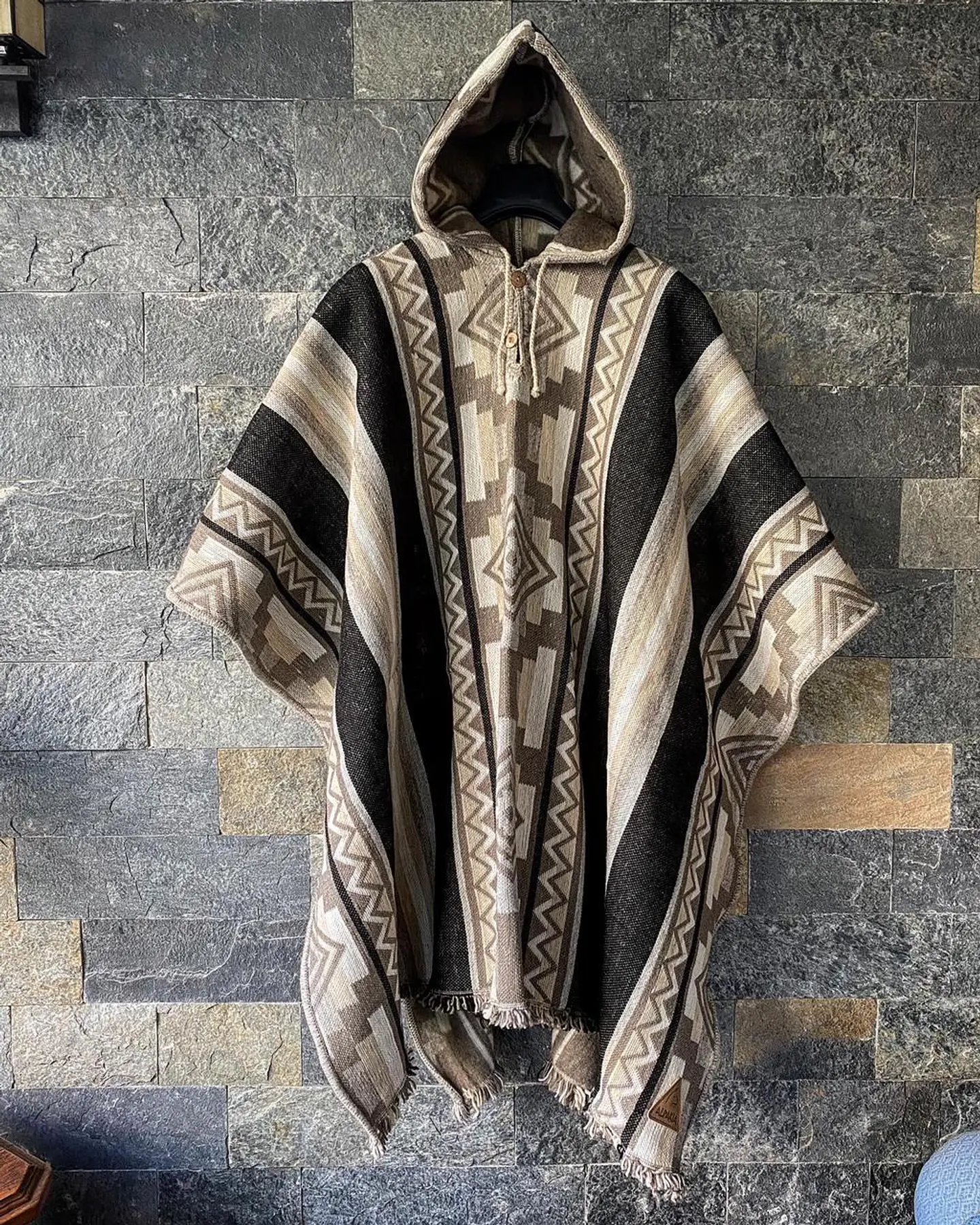 Poncho Premium Telar Negro/Blanco 1