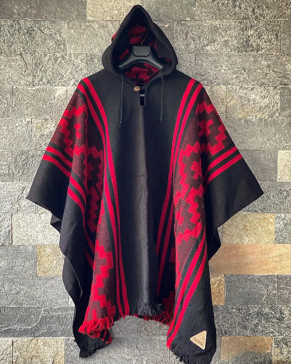Poncho Araucano Negro/Rojo 1