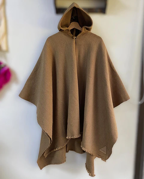 Poncho Premium Camel