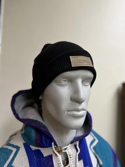 Black Alpakia Beanie