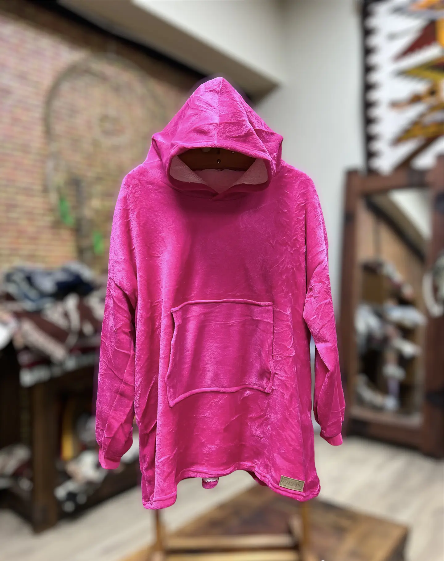 Giant Chiporro Fuchsia Sweatshirt 1