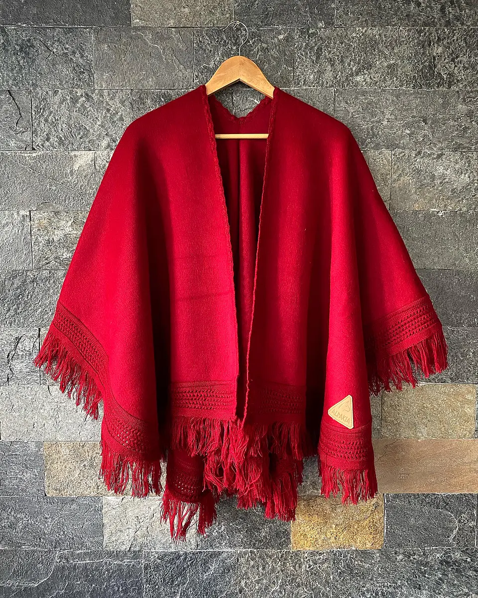 Red Alpakia Ruana 2