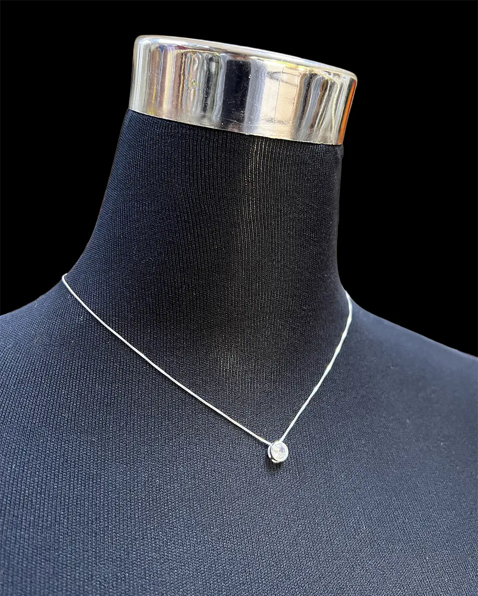 Collar Punto Luz 1