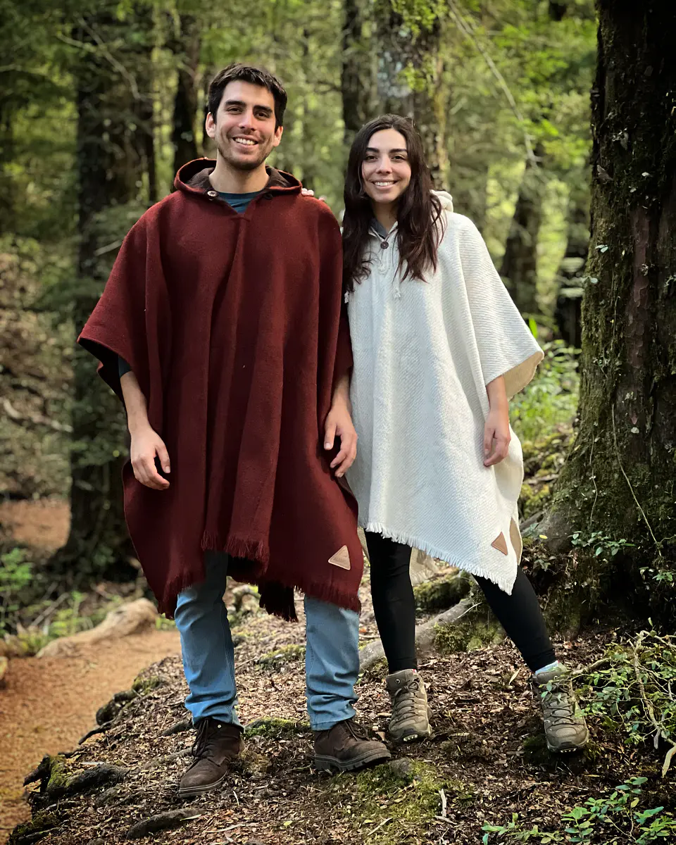 Poncho Capucha Blanco Natural 4