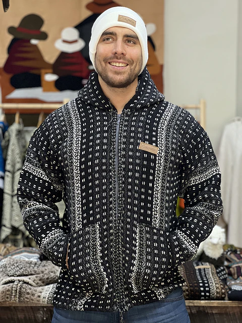 Black Alpakia Sweater