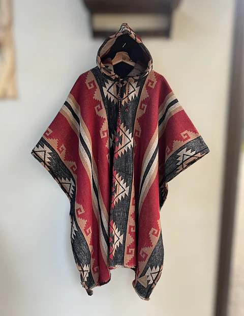 Poncho Telar Fuego Maya
