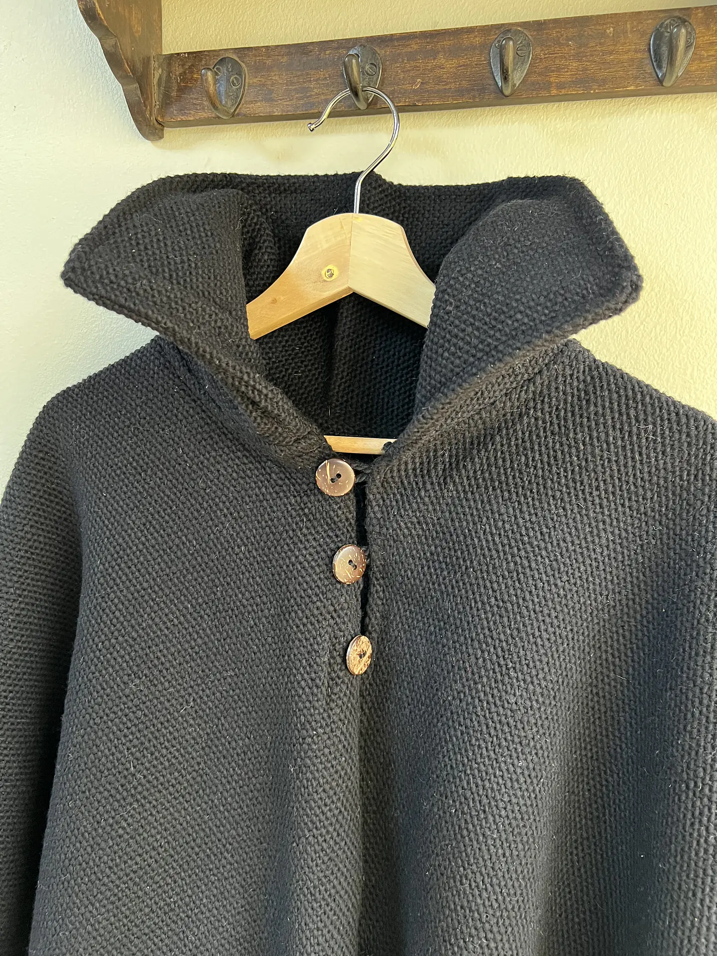 Poncho Premium Negro Castilla 2