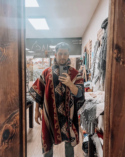 Poncho Telar Fuego Maya