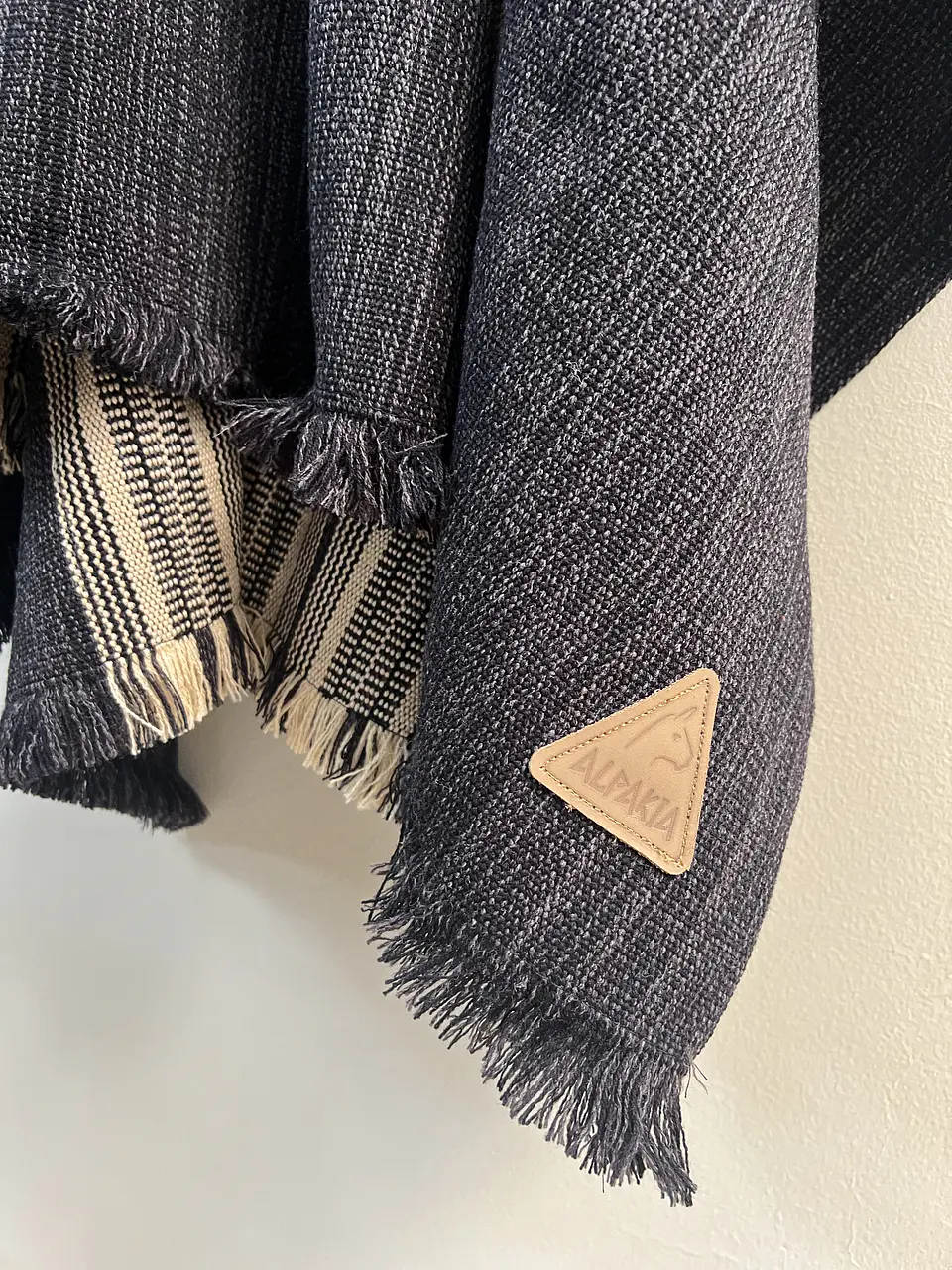Poncho Exclusivo Marengo Rayas 6