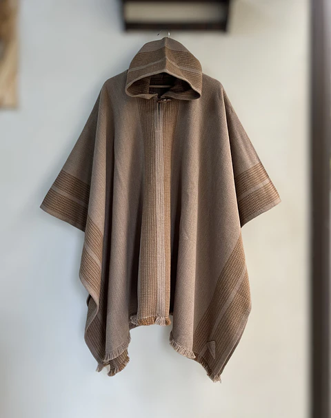 Poncho Exclusivo Miel