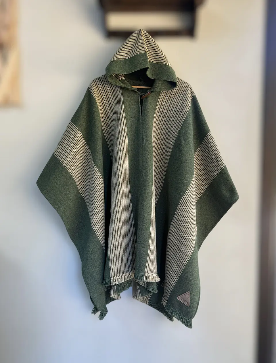 Poncho Exclusivo Verde Rayas 1