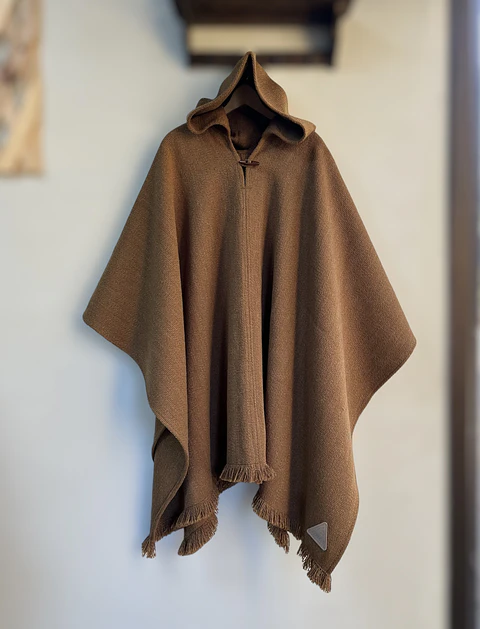 Poncho Golden Premium Cafe Capucha