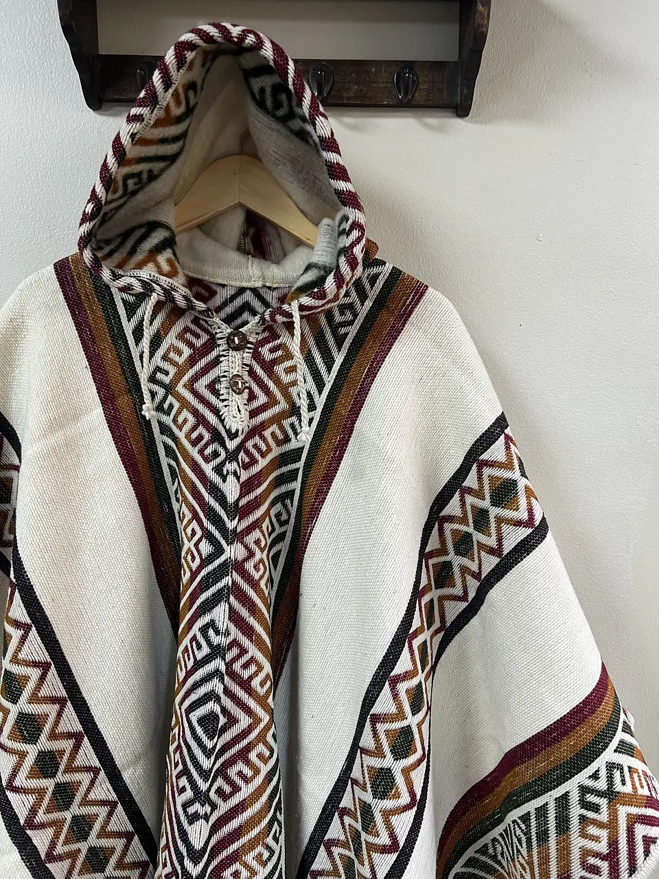 Poncho Telar Vikingo Blanco 3