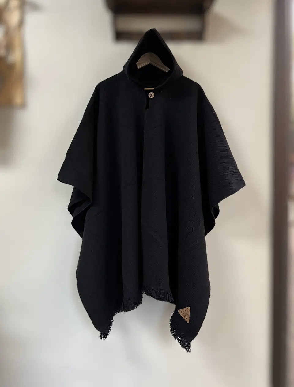 Poncho Liso Full Negro 1