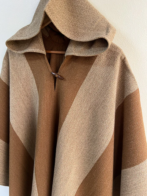 Poncho Exclusivo Café Rayas