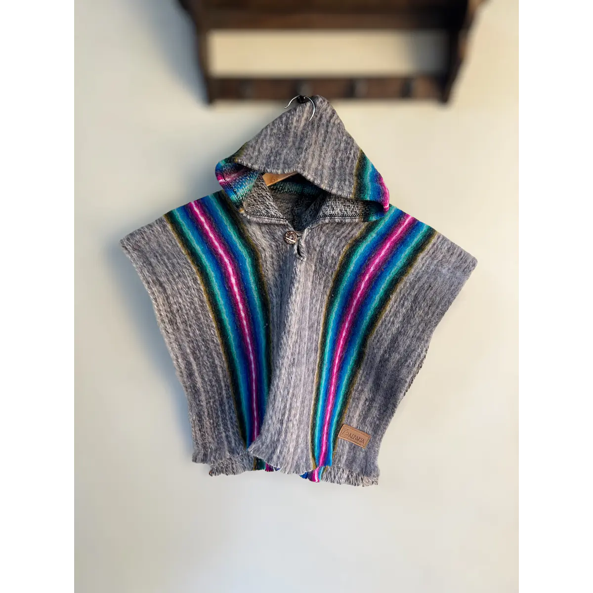 Poncho Mexicano Multicolor Para Niño – Disfraz Tradicional Con Rayas Y Flecos, Talla única Ideal Para Fiestas Temáticas Y Carnavales