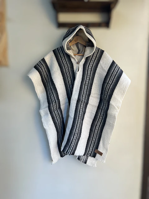 Poncho Niño/a Blanco Talla 10 - 12