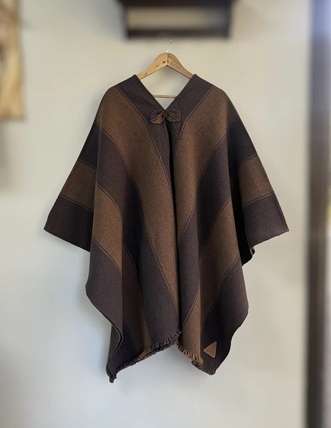 Poncho Premium Traeicional Rayas Café