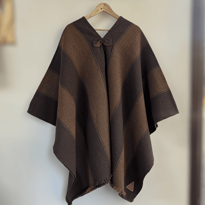 Poncho Premium Traeicional Rayas Café 1