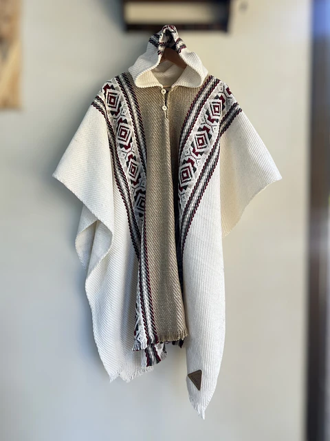 Poncho Coqueado Beige