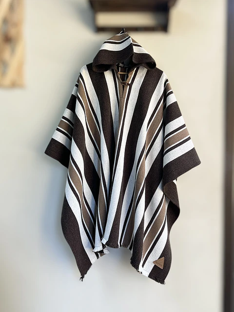 Poncho Golden Premium Café con Leche