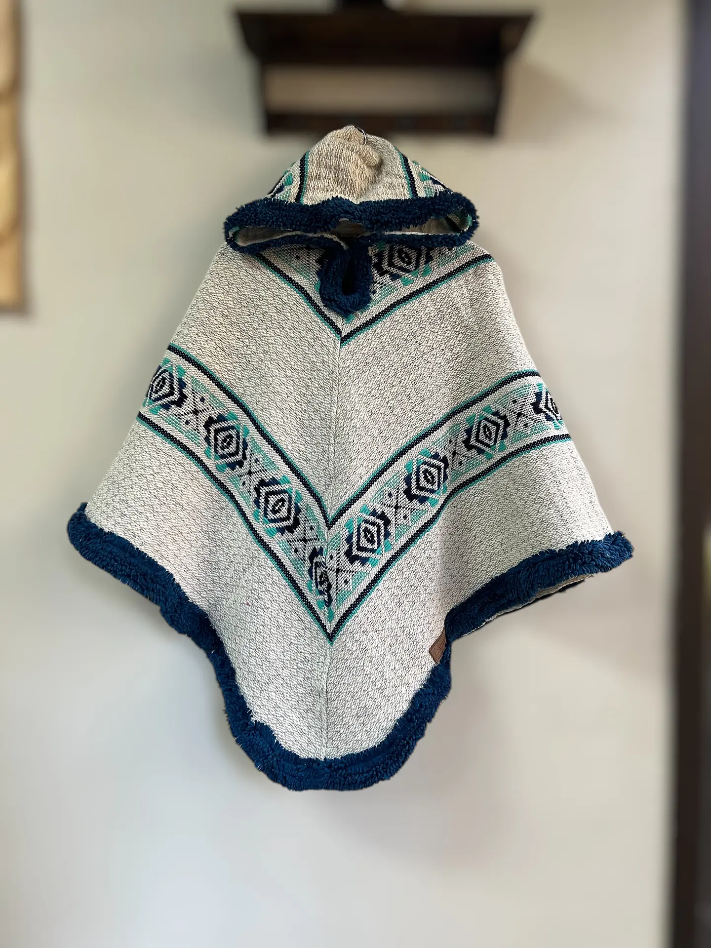 Poncho Tres Puntas Invierno 1