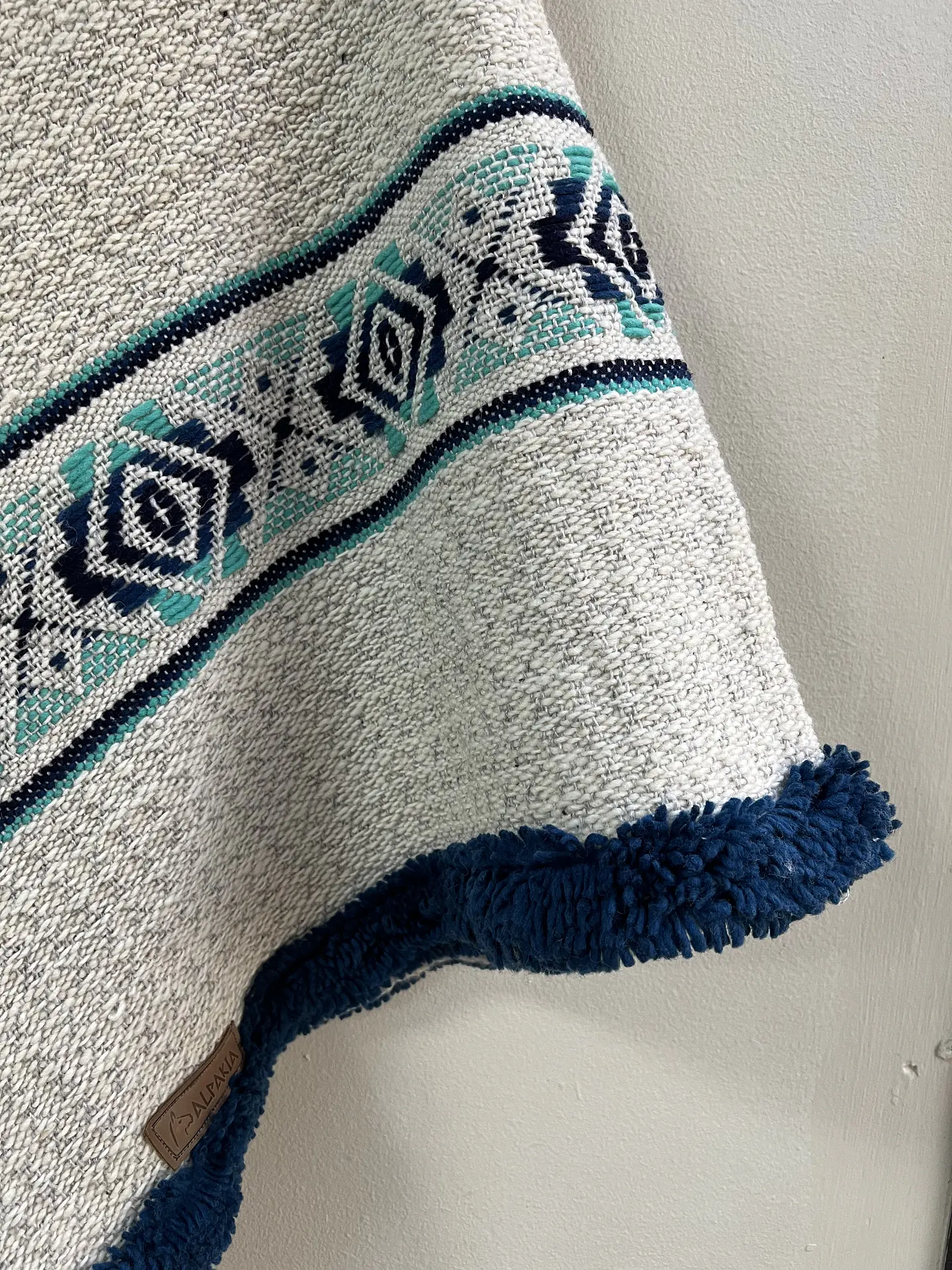 Poncho Tres Puntas Invierno 2