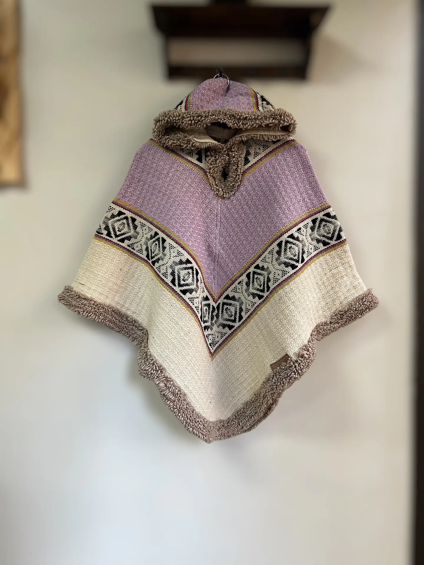 Poncho Tres Puntas Mora 1