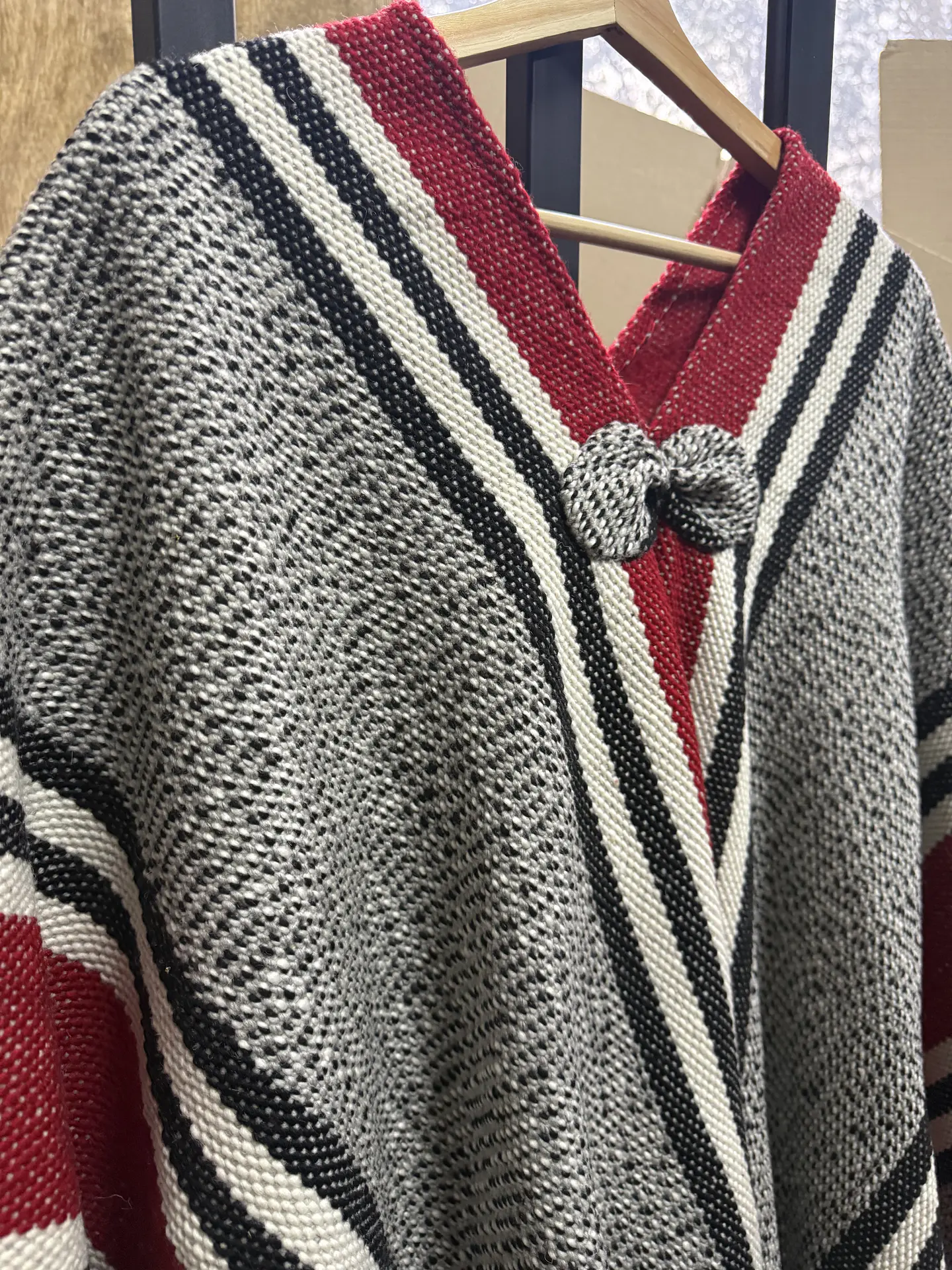 Poncho Tradicional Entre Vias 3