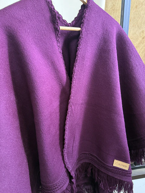 Ruana Alpakia Púrpura 