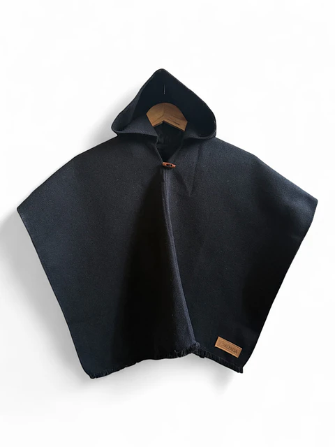 Poncho Full Negro Niño/a