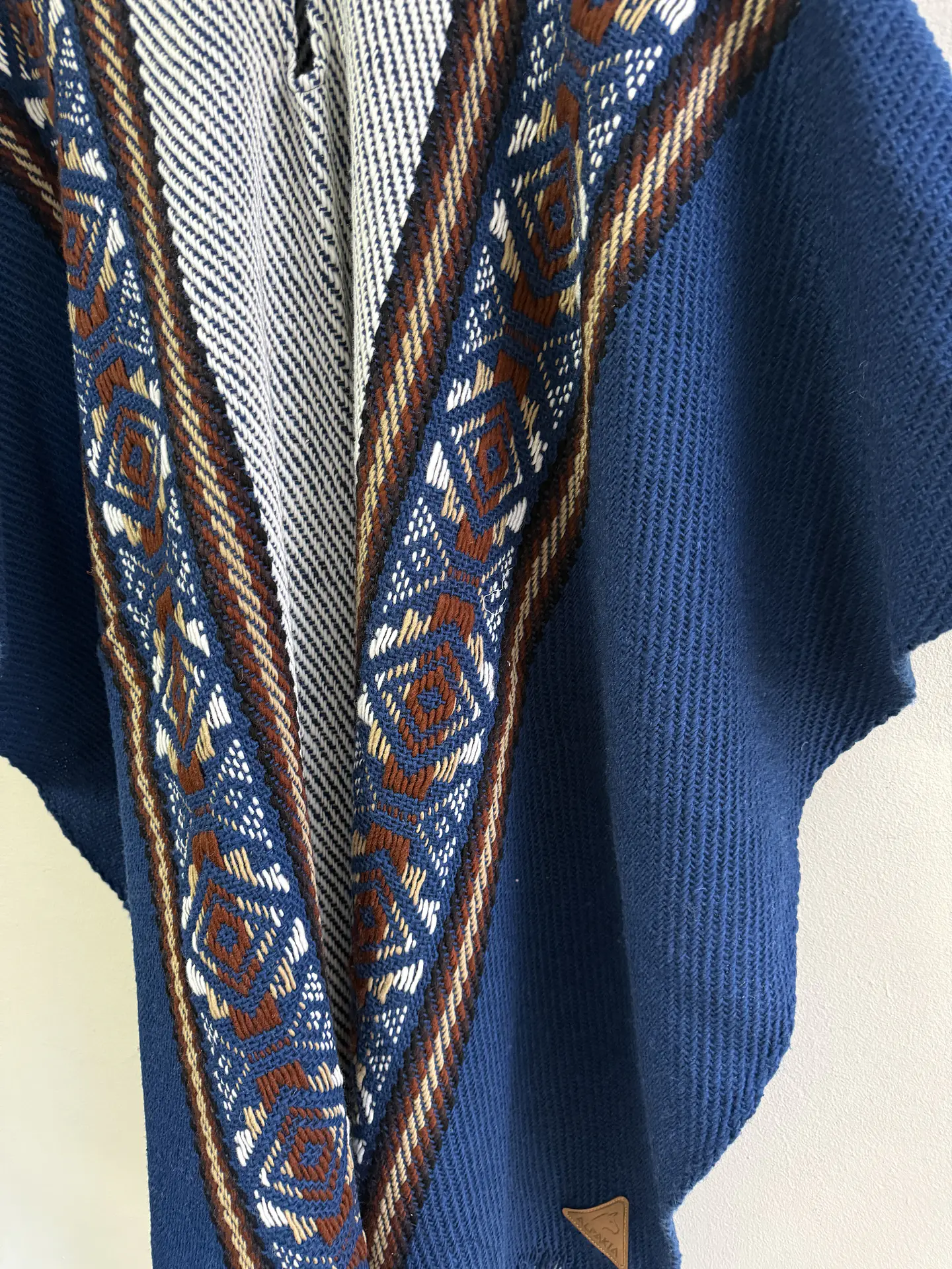 Poncho Capucha Azul 4