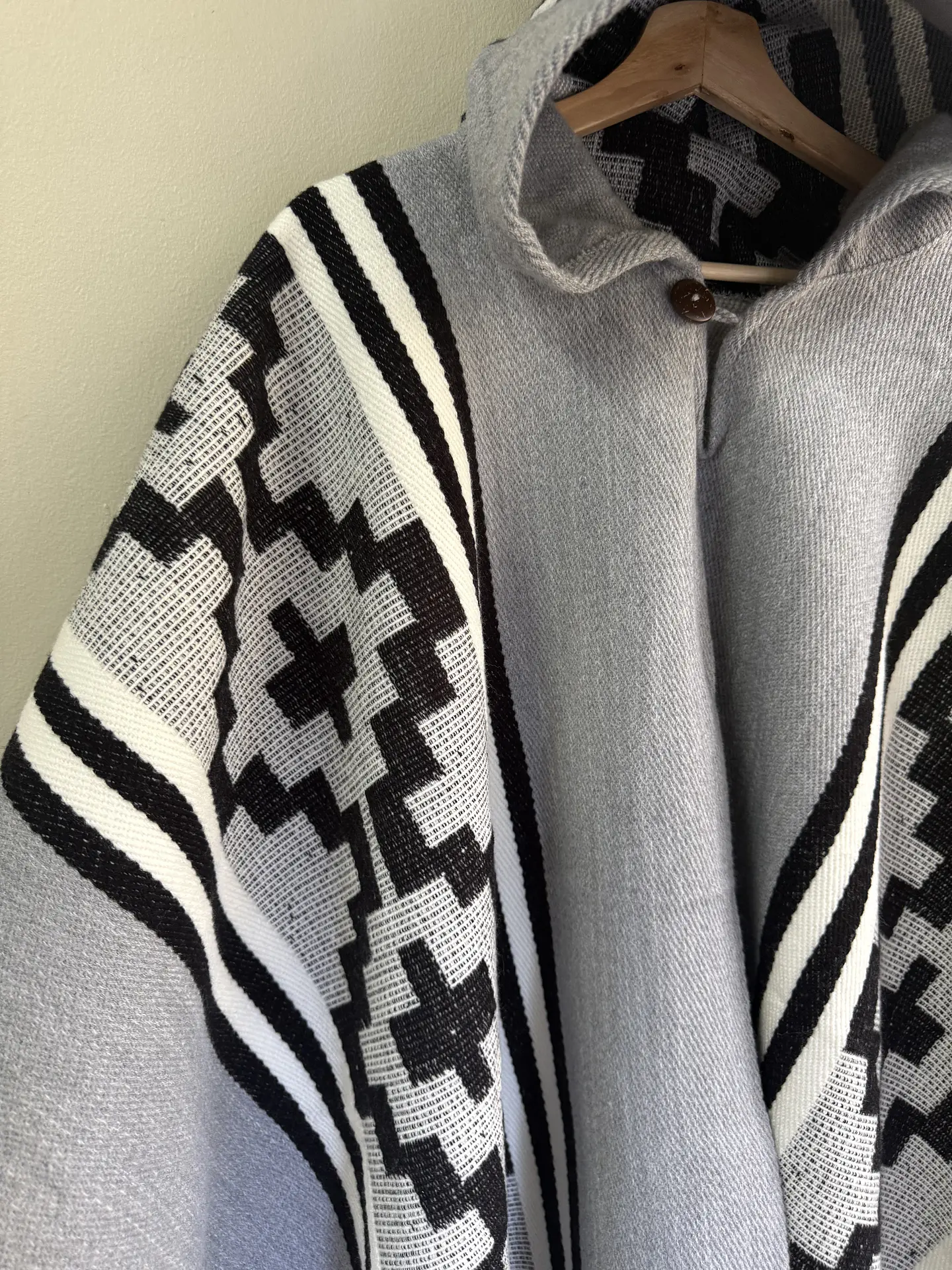 Poncho Araucano Gris 3