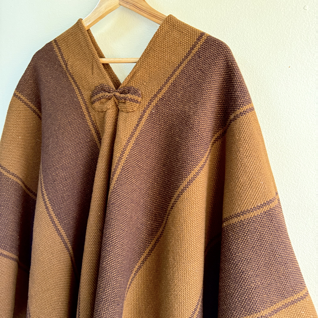 Poncho Tradicional Cafe Rayas 2