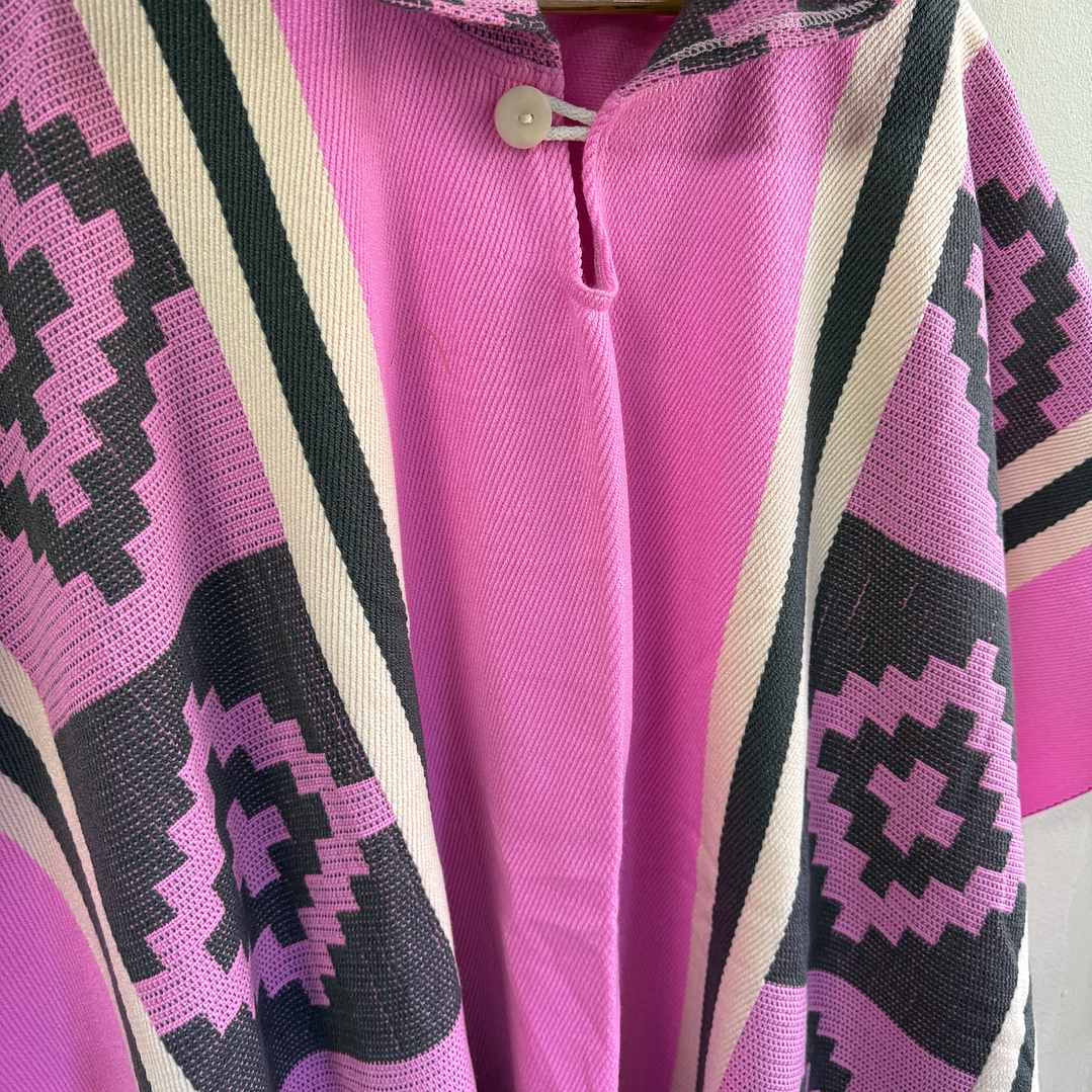 Poncho Araucano Rosa 2
