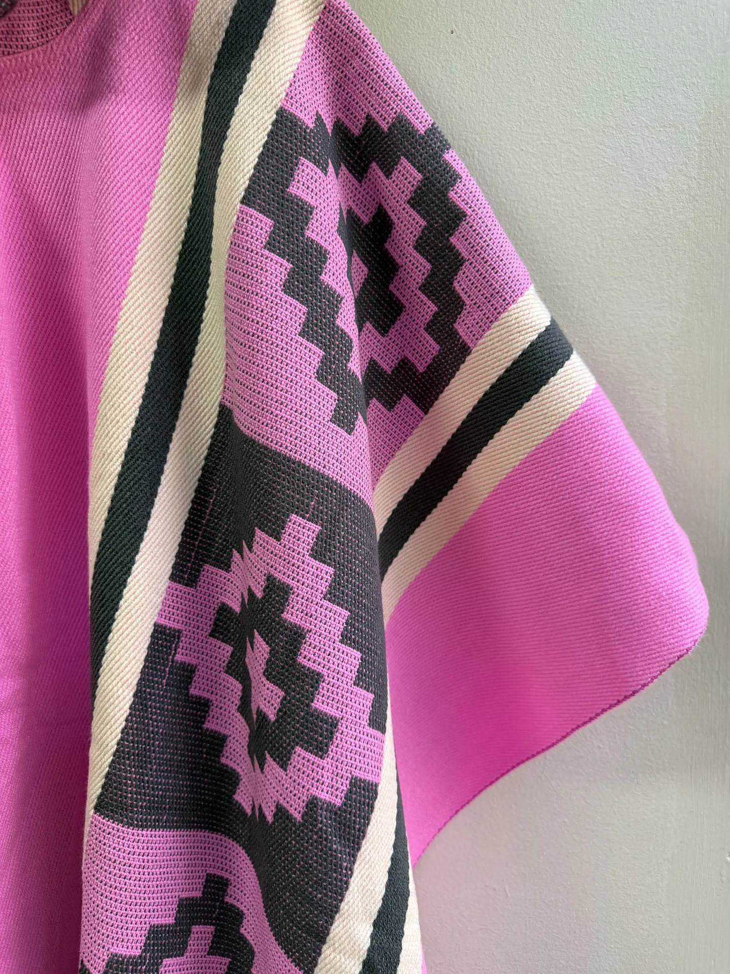 Poncho Araucano Rosa 4