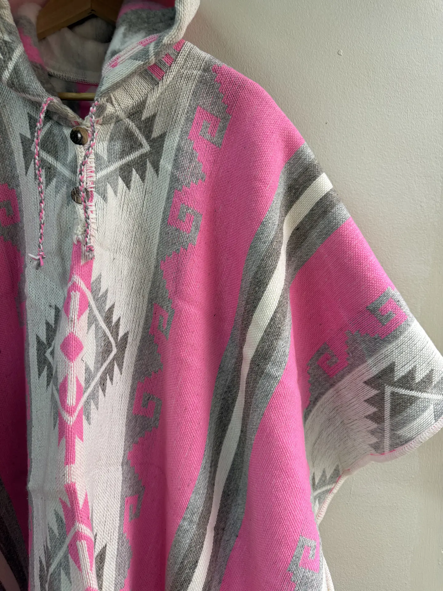 Poncho Telar Maya Rosa 2